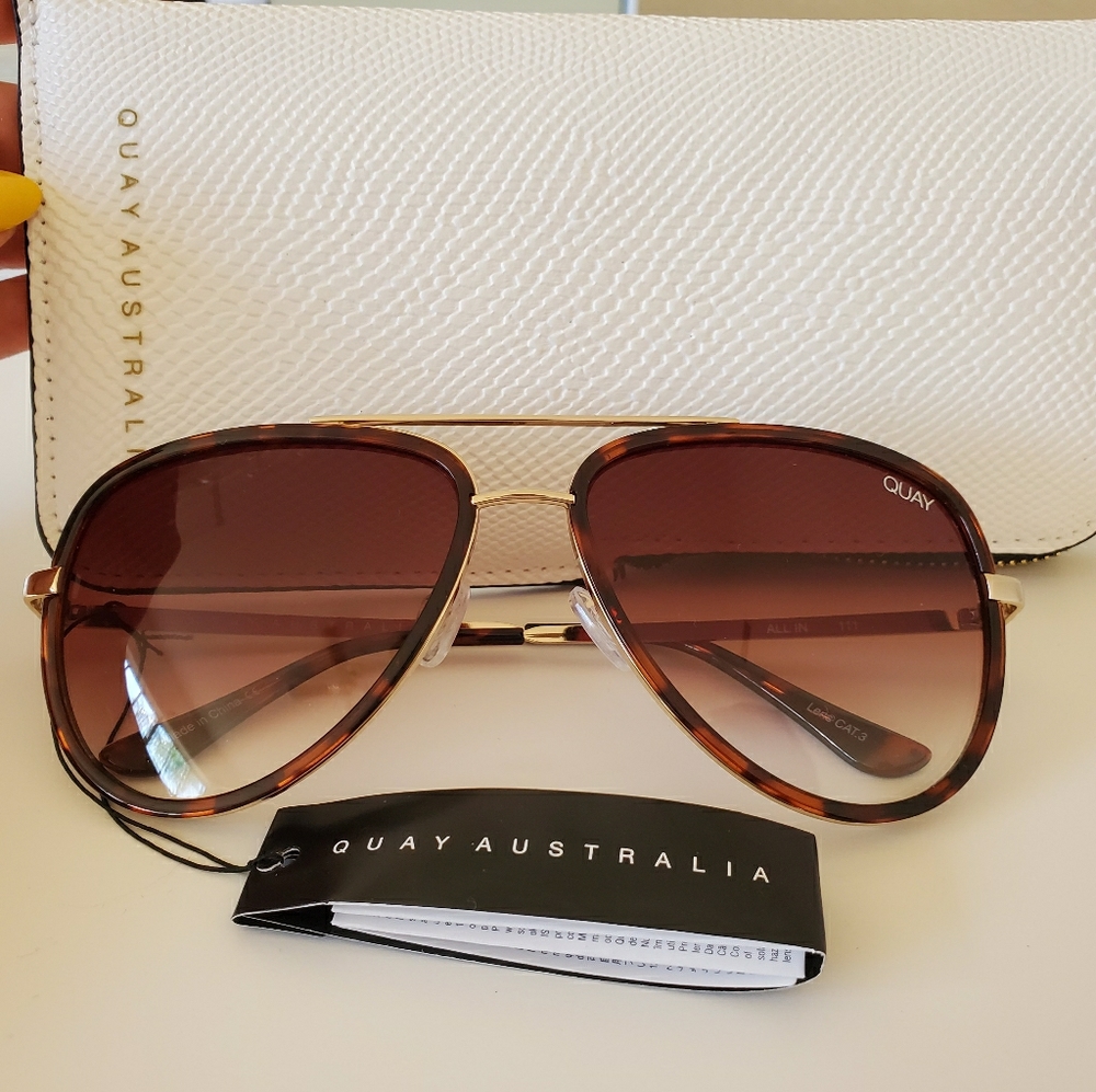 NWT Quay Sunnies Retails for $65 DEAL!